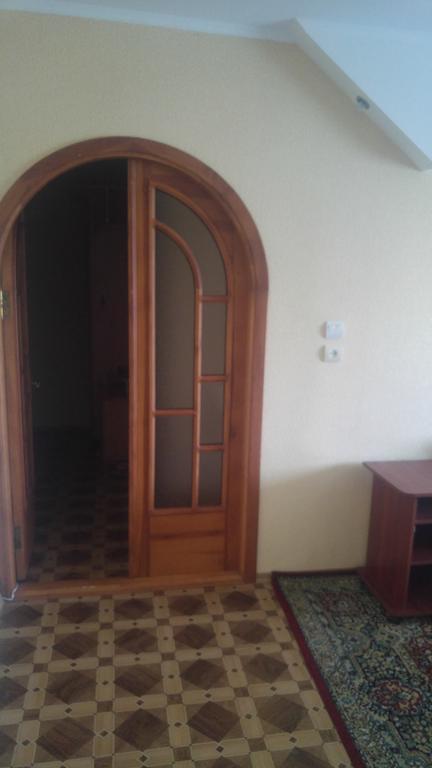 Roominniko Mykolaïv Esterno foto